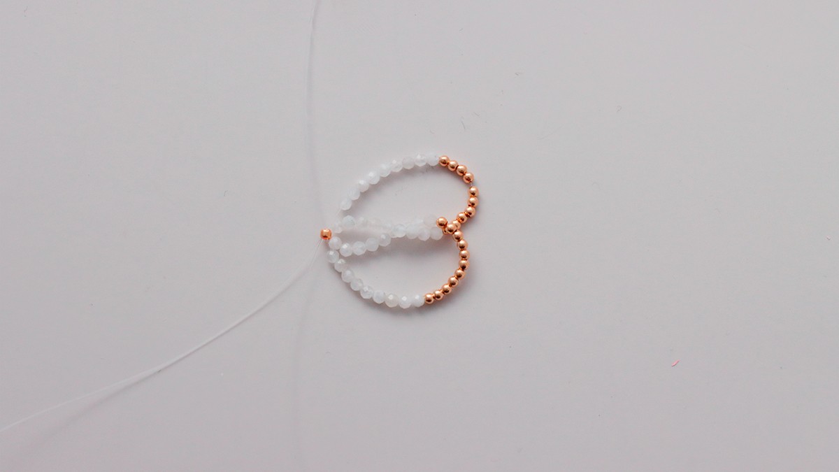 Tuto DIY bagues en accumulation avec perles en pierre naturelle : Etape 3