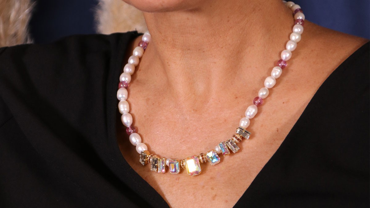 Schéma Collier de soirée pour femme avec cristaux Aurora Schéma Collier de soirée pour femme avec cristaux Aurora