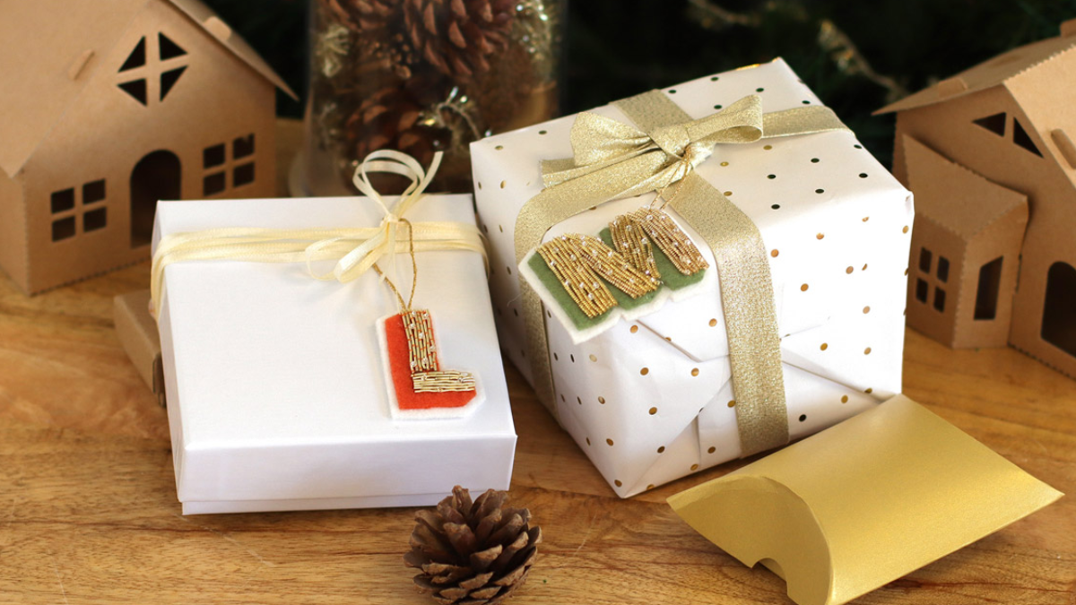 Tuto étiquette cadeau noël Lettre broderie Cannetille