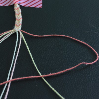 Tuto bracelet brésilien motif chevron : Etape 3 Tuto bracelet brésilien motif chevron : Etape 3