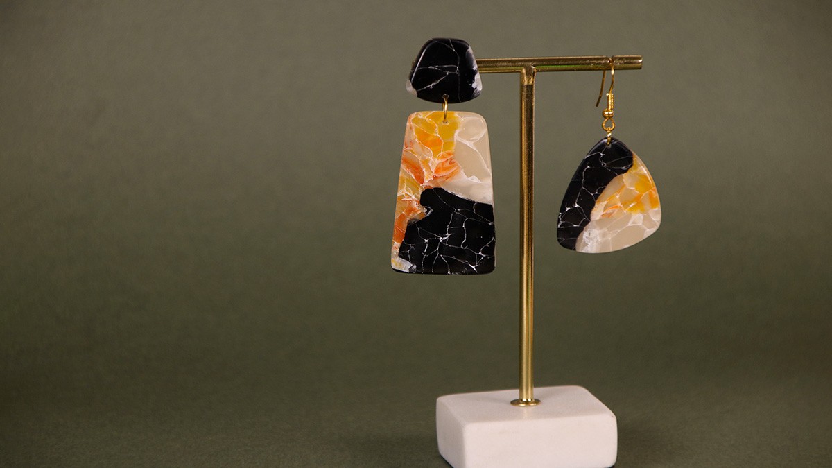 Boucles D'oreilles Faites Main En Marbre Et Argile - Modèle Unique, Neuves Avec étiquettes
