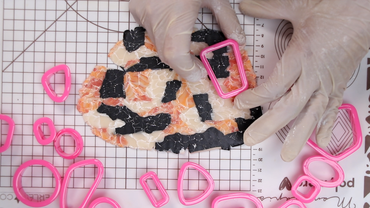 Boucles d'oreilles effet marbre en pâte polymère : Etape 8