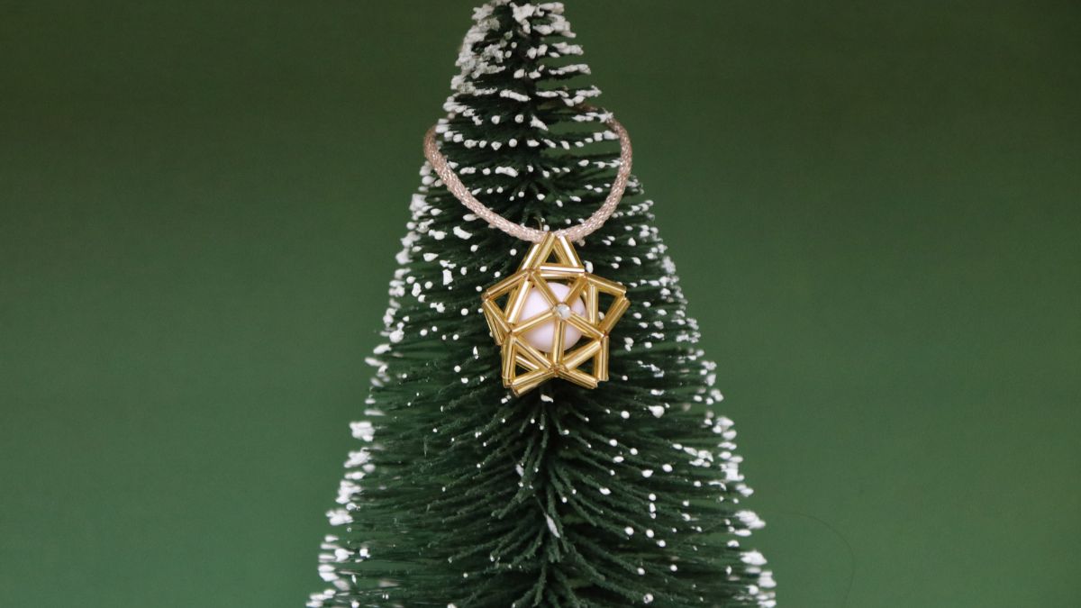 Étoile 3D en perles Bugles Miyuki style himmeli