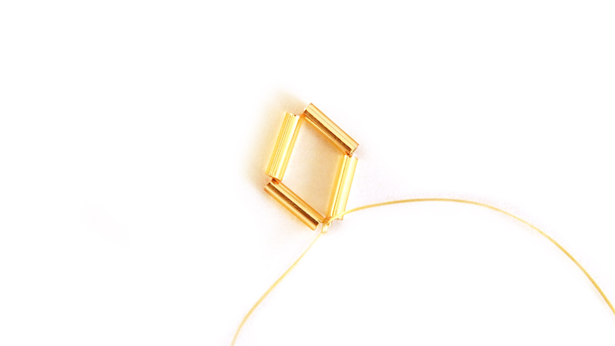 Étoile 3D en perles Bugles Miyuki style himmeli : Etape 1