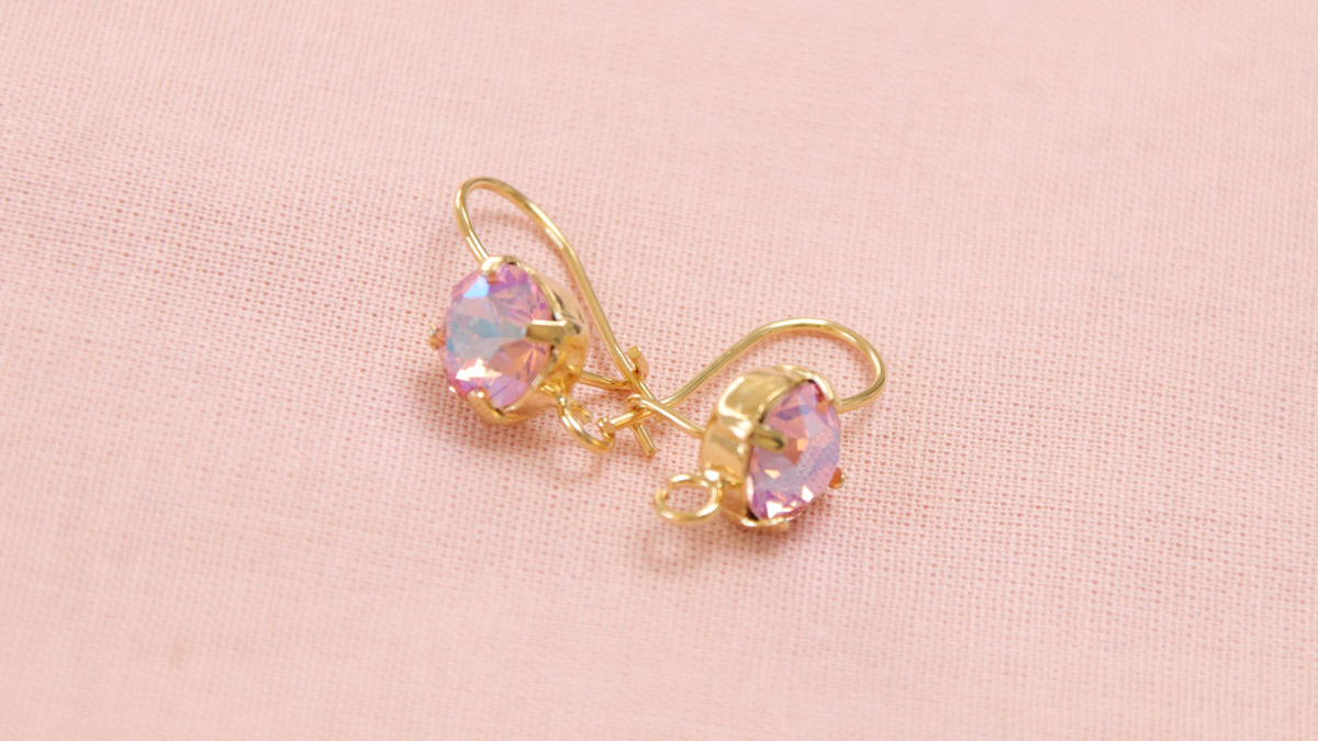 Boucles d'oreilles franges strass forme arche : Etape 1