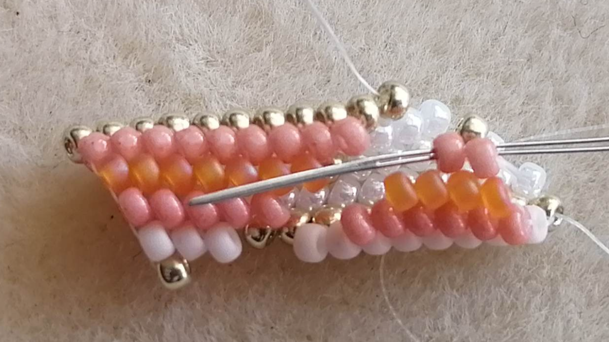 Bracelet peytwist ou spirale à l'aiguille pour débutant : Etape 8