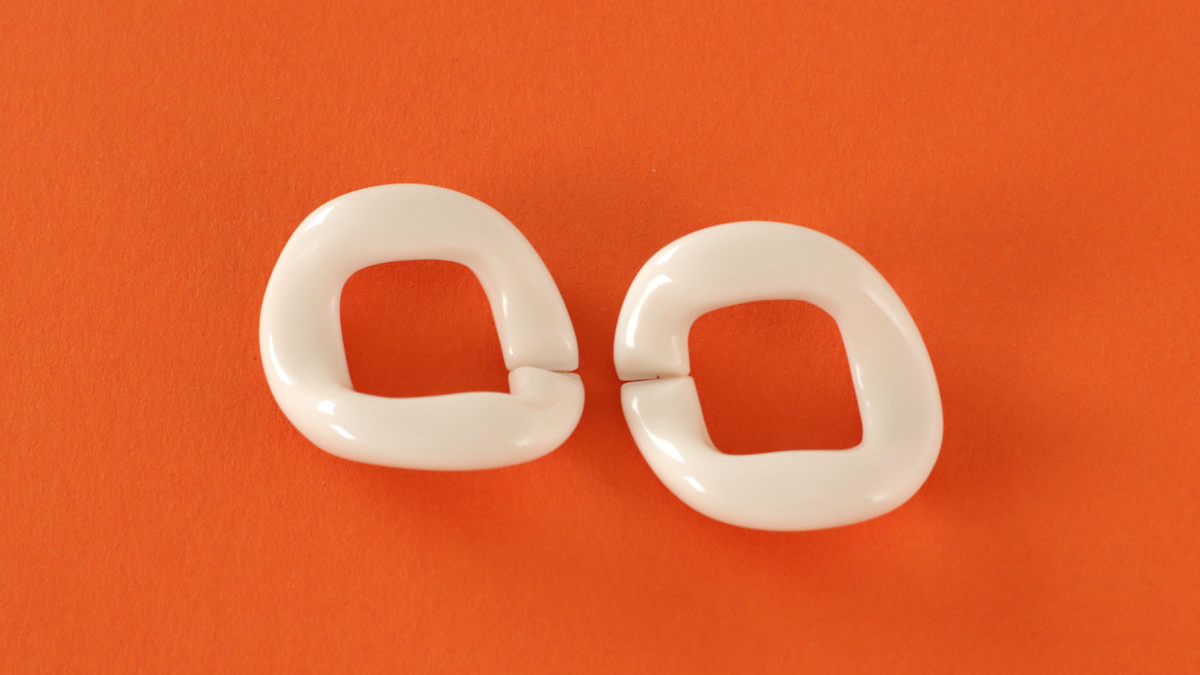 DIY Bracelet Gros Maillons en acrylique XXL : Etape 1 DIY Bracelet Gros Maillons en acrylique XXL : Etape 1