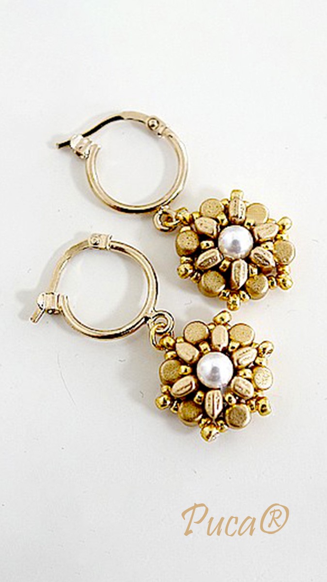 Schéma Fleurs Camélia par Puca® avec Piros et Minos Schéma Fleurs Camélia par Puca® avec Piros et Minos