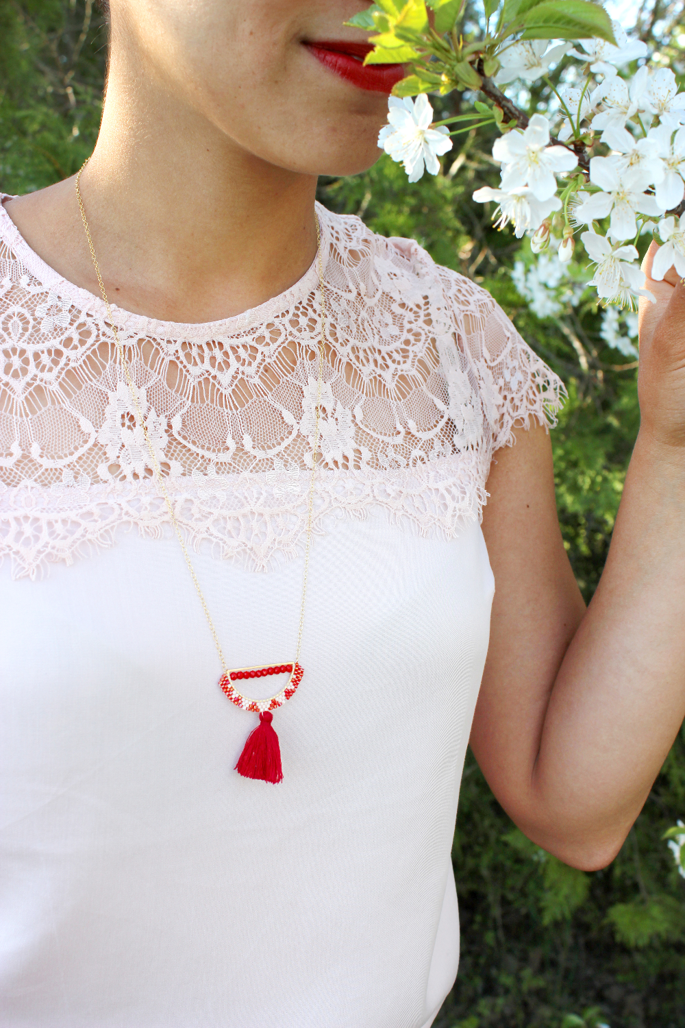 Collier Miyuki demi-lune technique brick stitch