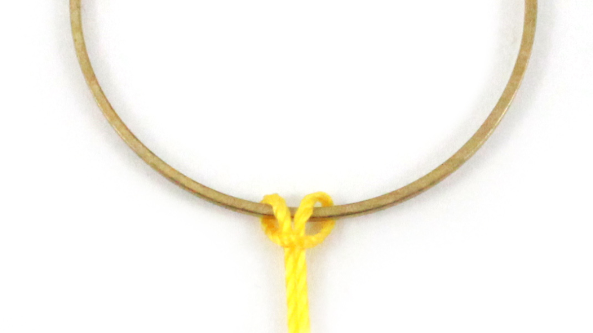 Boucles d'oreilles mix macramé et miyuki : Etape 1