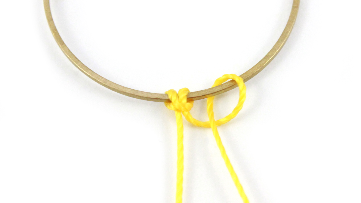 Boucles d'oreilles mix macramé et miyuki : Etape 2