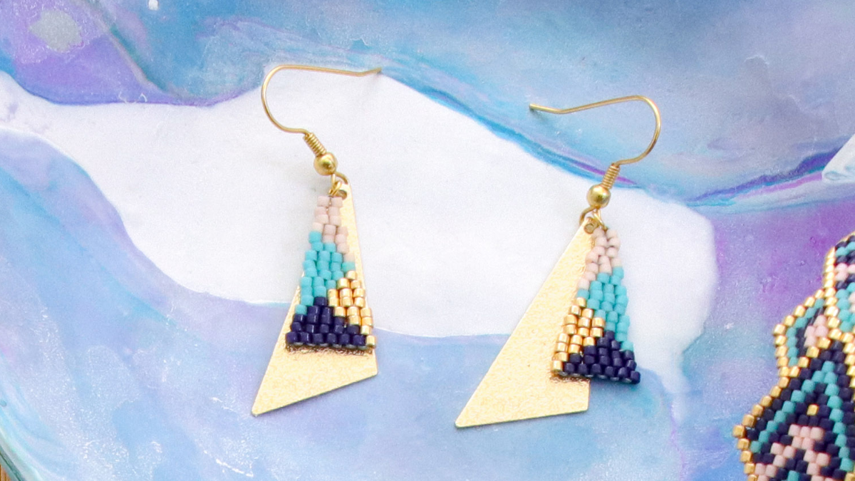Boucles d'Oreilles Miyuki triangulaires en Triple Brick Stitch : Etape 9