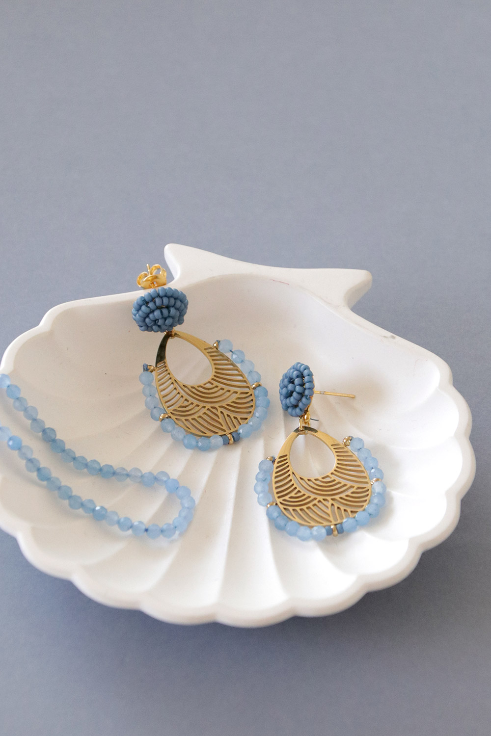 Schéma Clous d'oreilles en perles de rocailles Miyuki et jade teinté