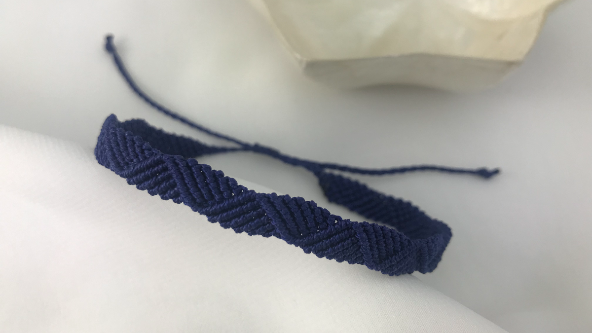 Bracelet homme en micro macramé : Etape 32