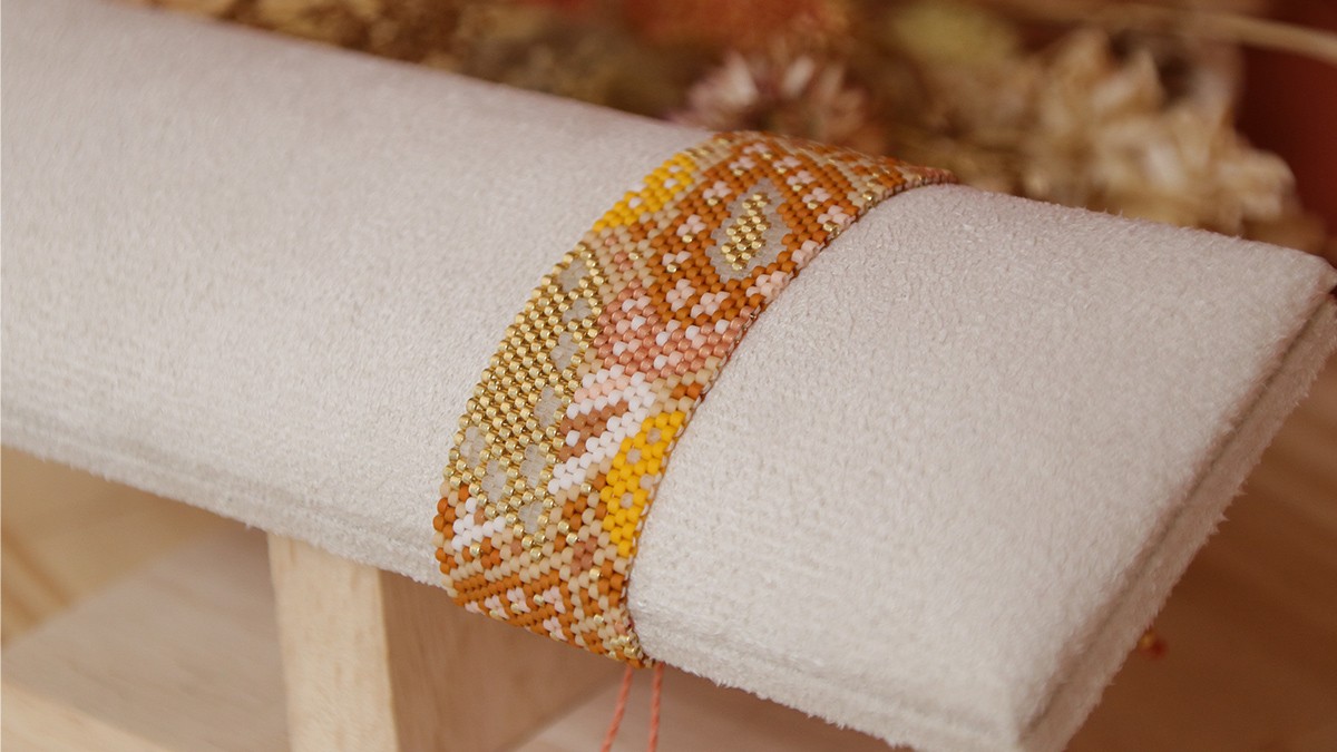 Schéma Bracelet manchette automnal en peyote impair Schéma Bracelet manchette automnal en peyote impair