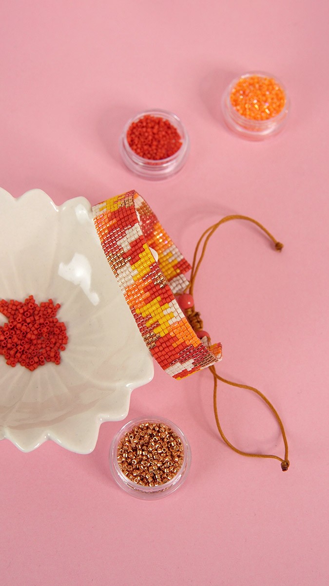 Schéma Bracelet Miyuki sur métier à tisser avec languettes en perles et fermoir coulissant Schéma Bracelet Miyuki sur métier à tisser avec languettes en perles et fermoir coulissant