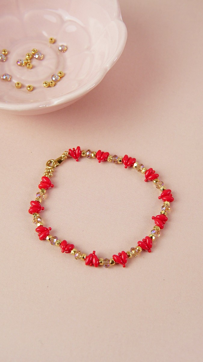 Schéma Bracelet coeurs en perles Superduo rouge Schéma Bracelet coeurs en perles Superduo rouge