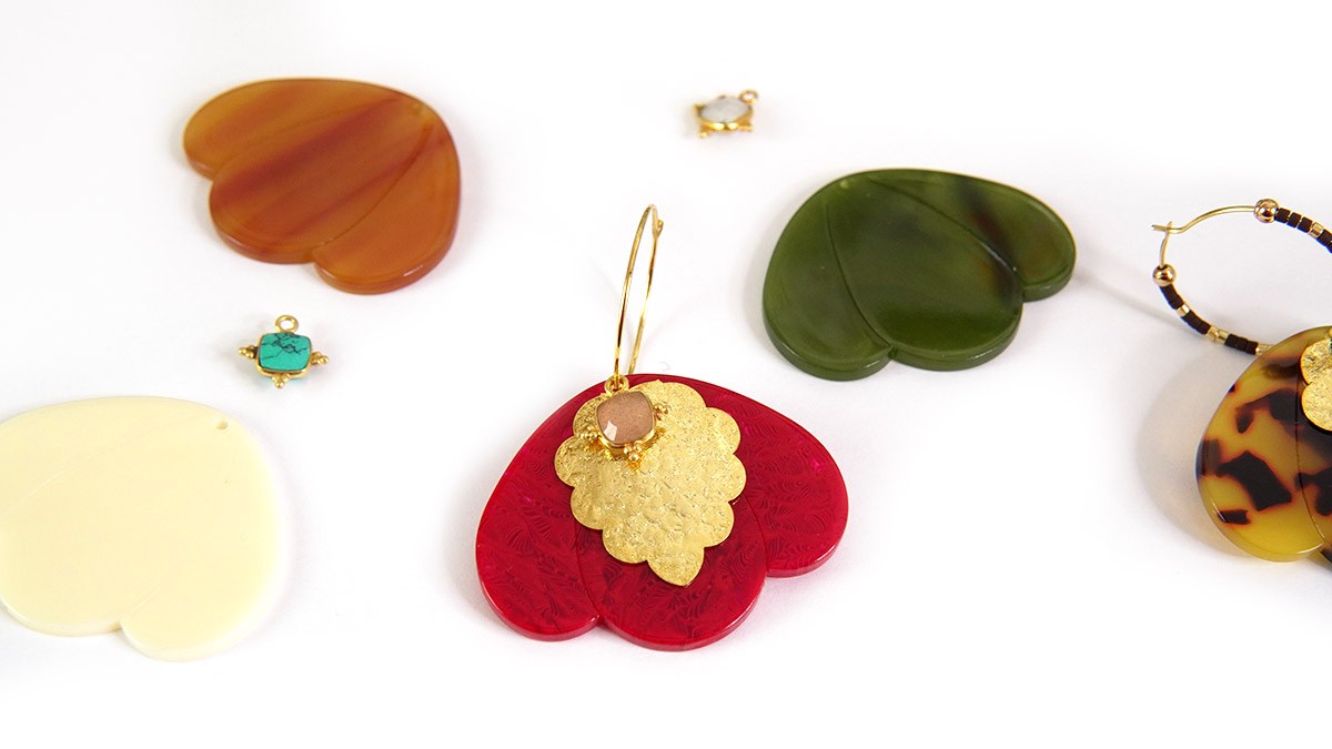 Boucles D'oreilles Pétales Irrégulières En Alliage émaillé - Design Fleur Tendance, Couleur Blanc