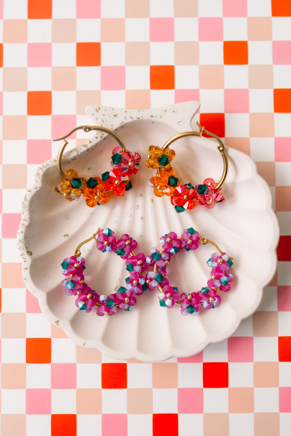 Créoles fleurs DIY en perles toupies