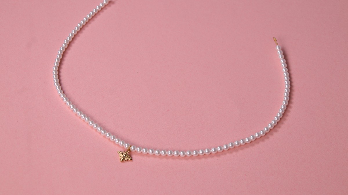 Collier multirangs avec chaînes et perles nacrées : Etape 5