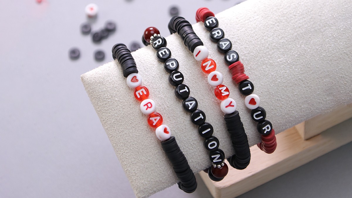 Bracelets d'amitié style 1989 : Etape 6 Bracelets d'amitié style 1989 : Etape 6