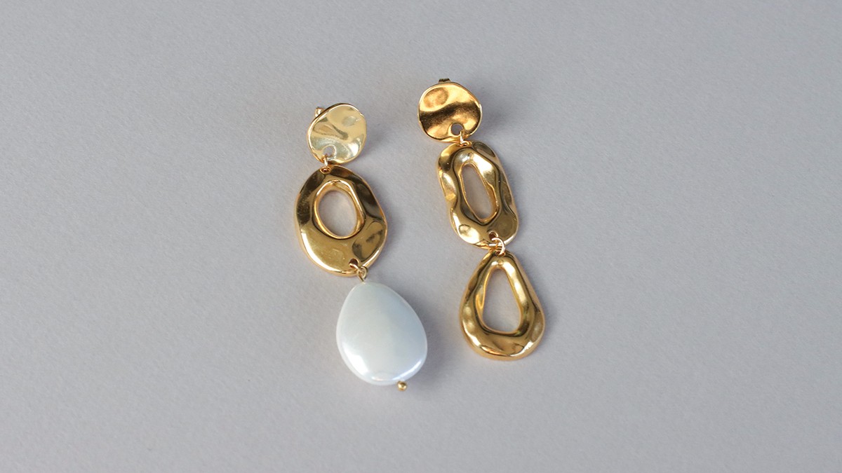 Bijoux bulle - Bracelet maillons et boucles d'oreilles asymétriques : Etape 4 Bijoux bulle - Bracelet maillons et boucles d'oreilles asymétriques : Etape 4