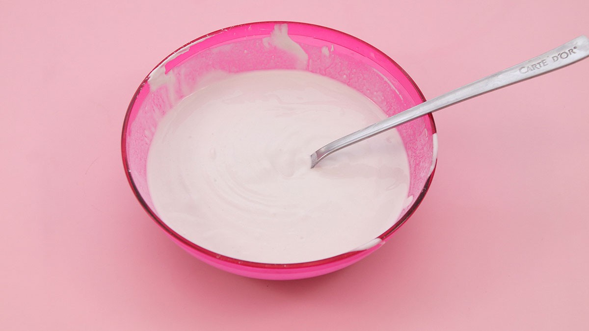 Créoles fleurs en poudre Raysin et leur boîte : Etape 1 Créoles fleurs en poudre Raysin et leur boîte : Etape 1