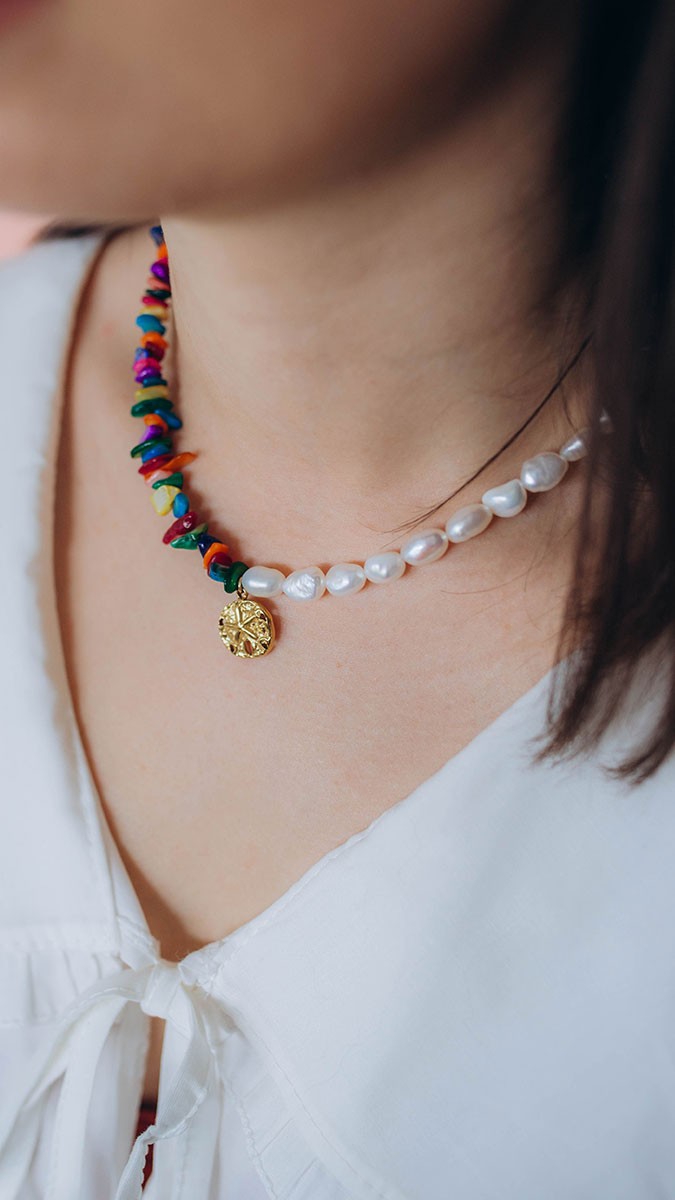 Schéma Collier avec perles d'eau douce et perles chips coquillage