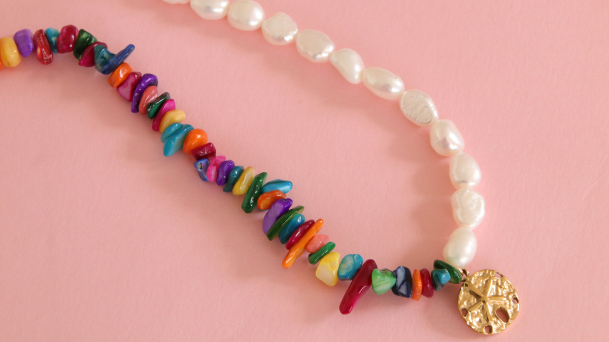 Collier avec perles d'eau douce et perles chips coquillage : Etape 9