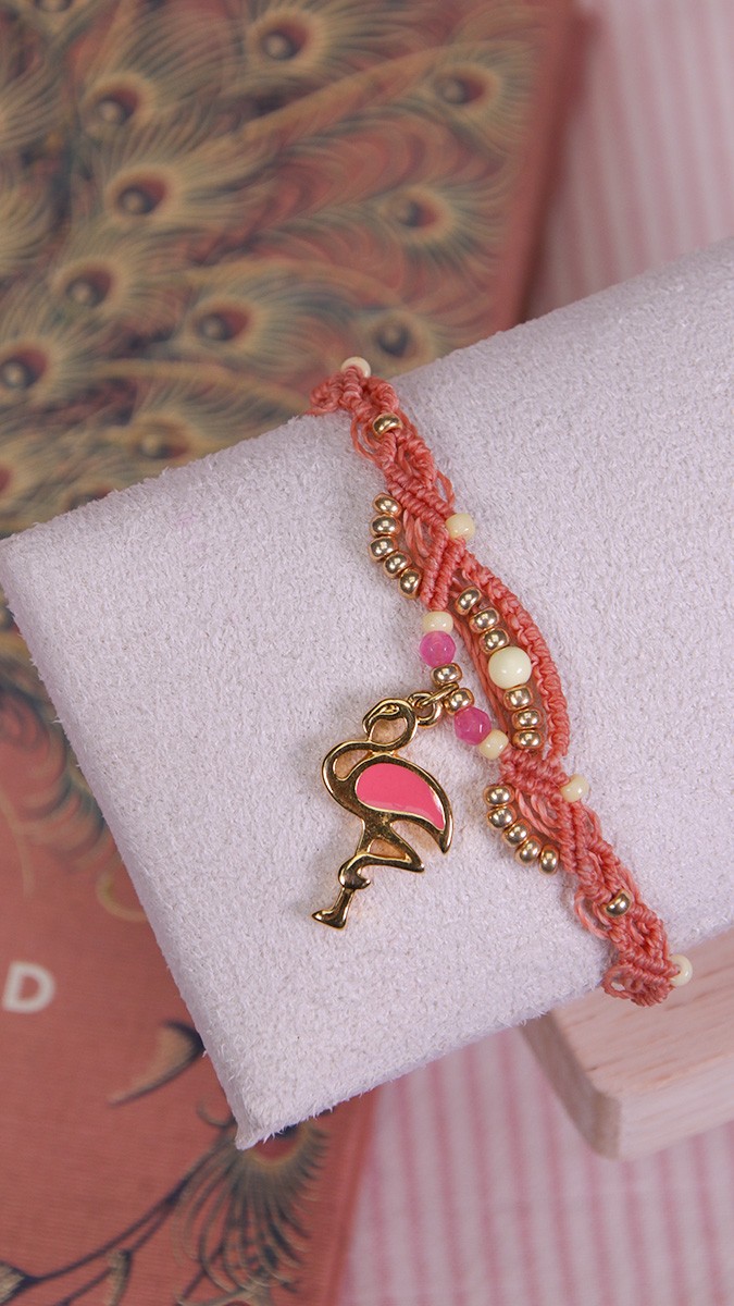 Bracelet d'été en micro-macramé