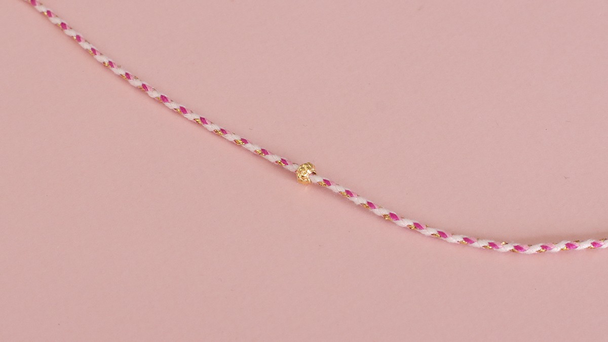 Collier d'été en cordon avec breloques : Etape 5