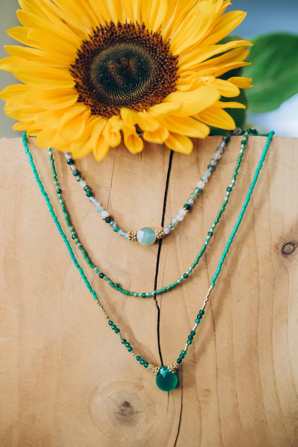 3 colliers faciles en pierres naturelles et perles Miyuki vertes