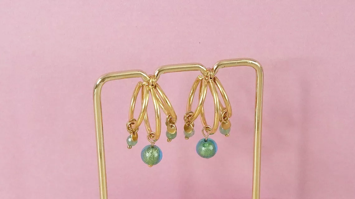 Schéma Créoles avec perles de Murano et Aventurine Schéma Créoles avec perles de Murano et Aventurine