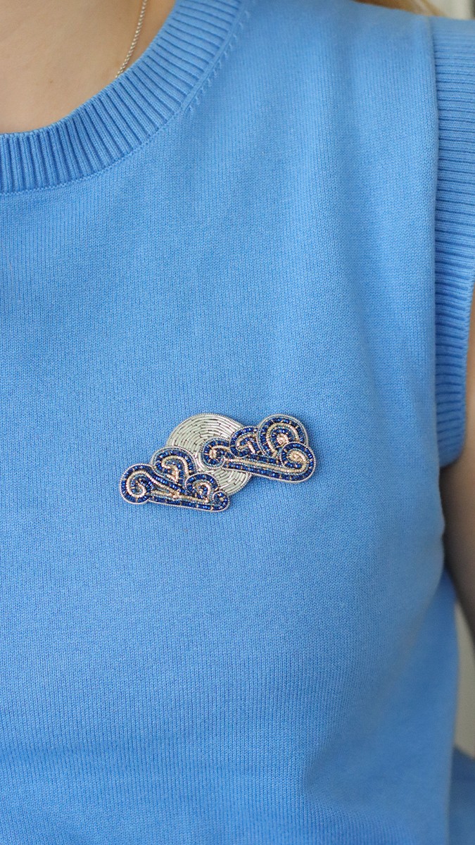 Schéma Broche Bijoux en forme de Lune Embrumée avec Cannetille et Fil Kreinik Schéma Broche Bijoux en forme de Lune Embrumée avec Cannetille et Fil Kreinik