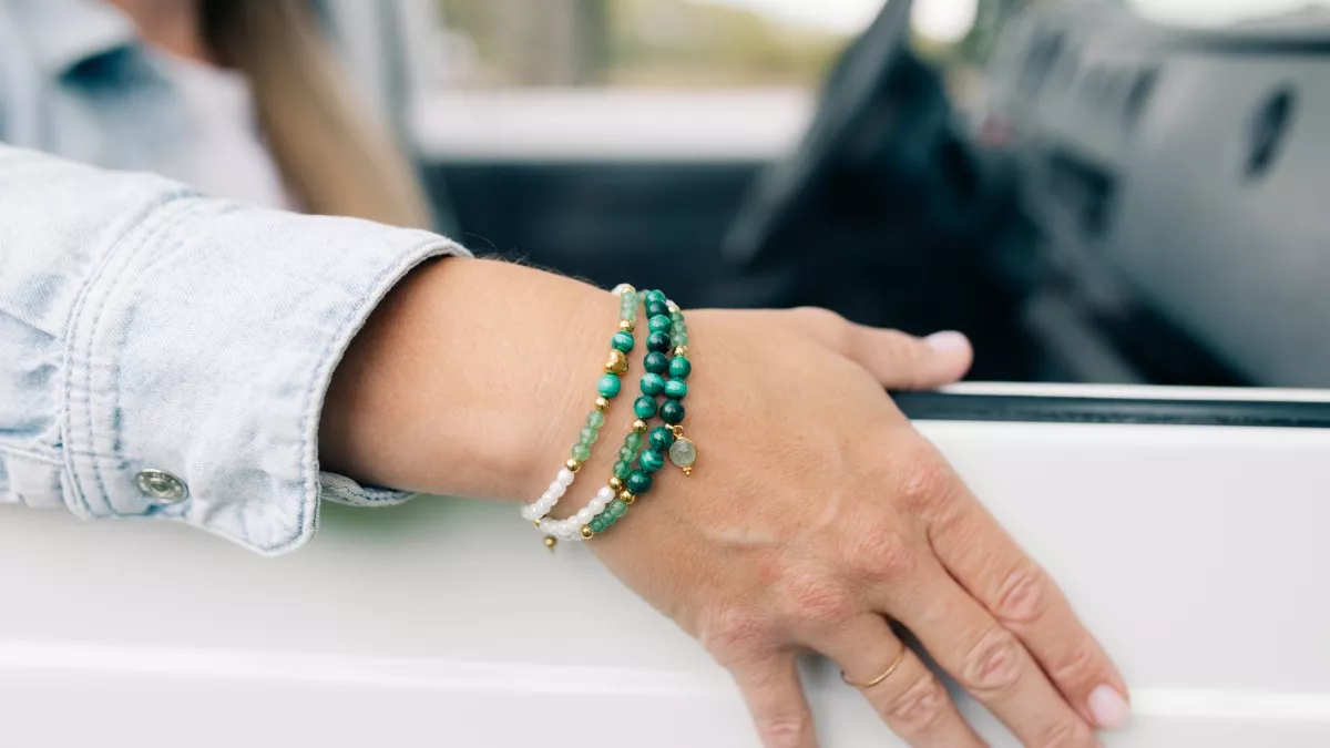 Schéma Bracelet Malachite et Aventurine avec noeud coulissant