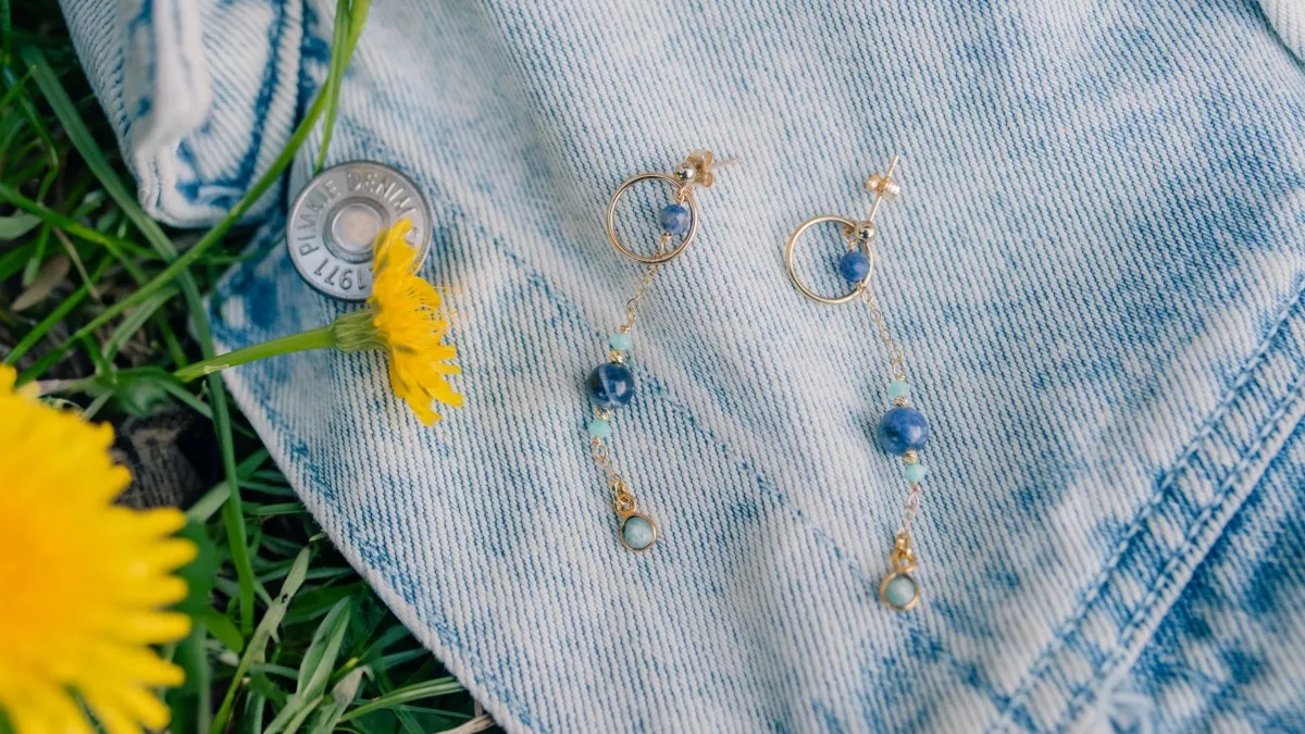 Schéma Boucles d'oreilles pendantes en Sodalite et Amazonite