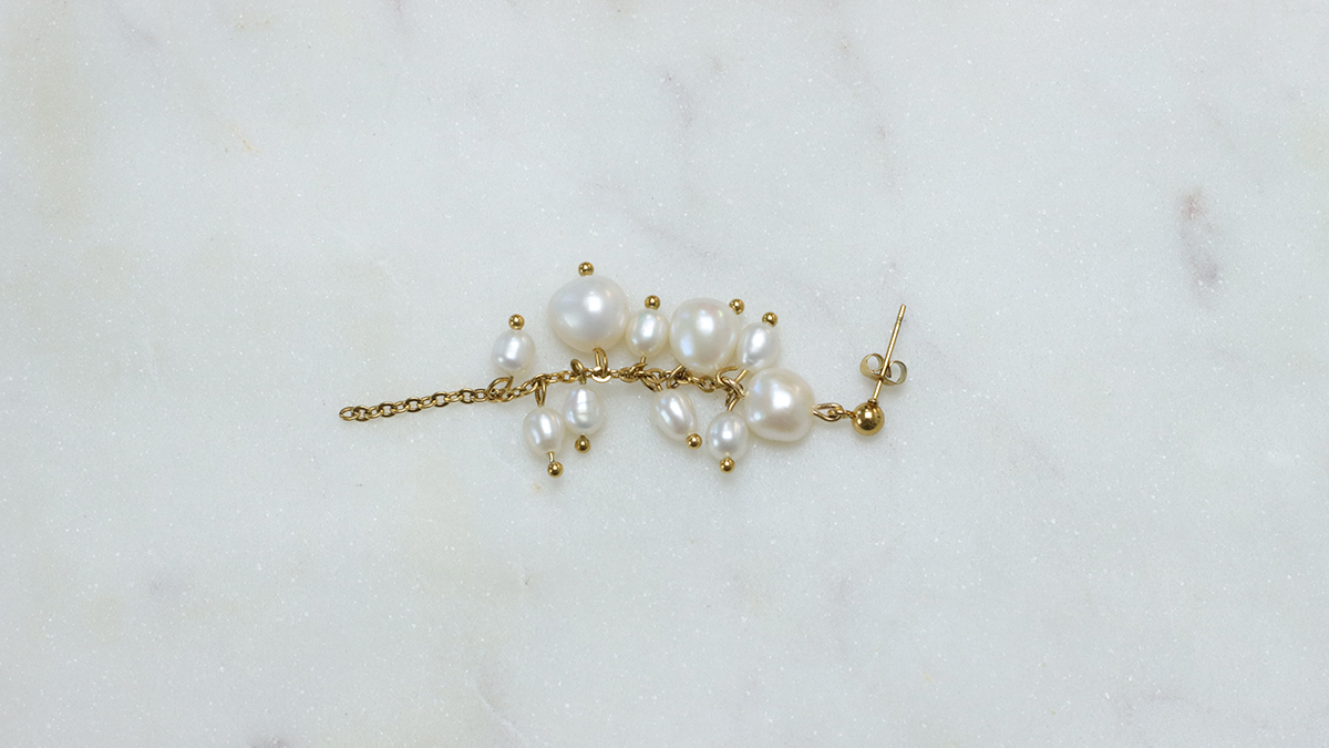 Boucles d'oreilles cascade en perles d'eau douce : Etape 8 Boucles d'oreilles cascade en perles d'eau douce : Etape 8