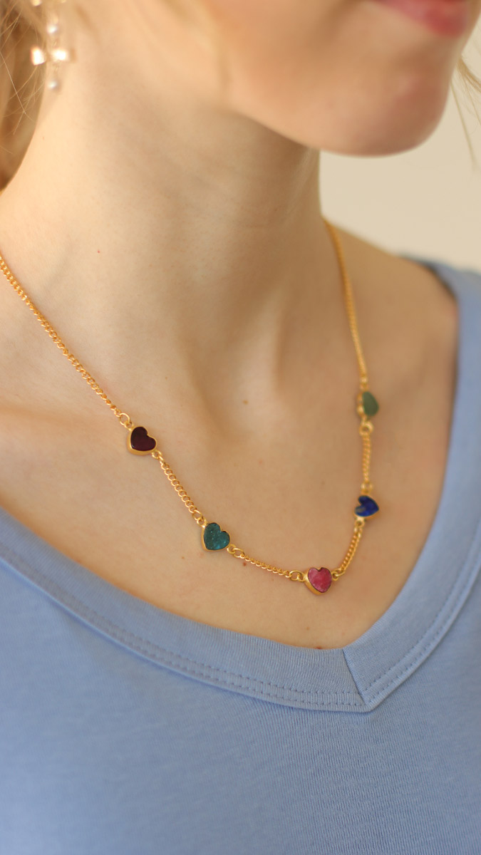 Collier Coeurs Multicolores en pierres