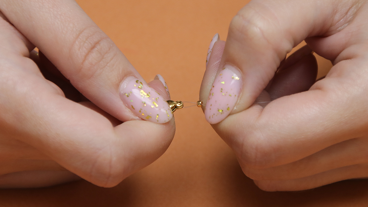 Bracelets marrons en pierres naturelles et perles facettées : Etape 1