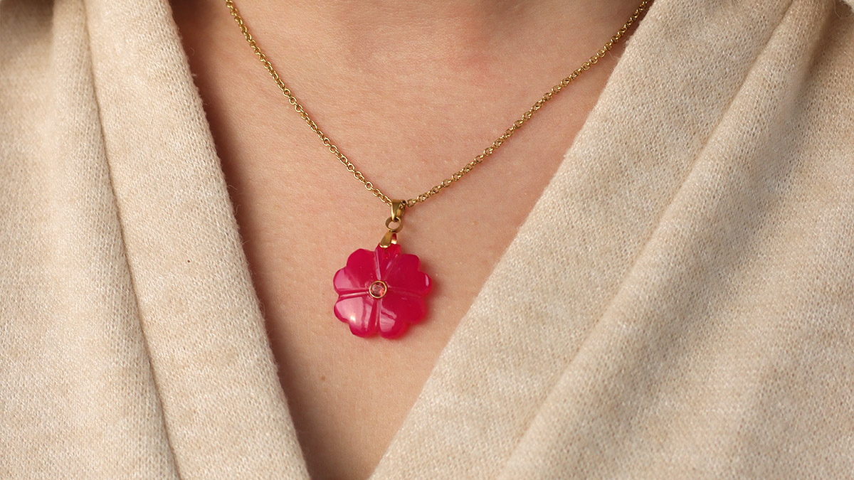 Collier trèfle à 4 feuilles en Pierre : Etape 6 Collier trèfle à 4 feuilles en Pierre : Etape 6