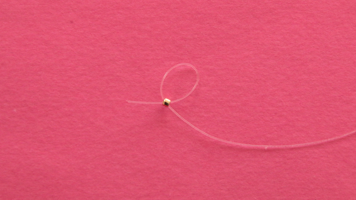 Bracelet rouge en perles de rocaille et perles d'eau douce : Etape 1