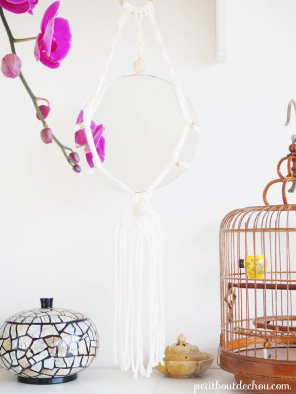 DIY miroir suspendu macramé et perles en bois tendance
