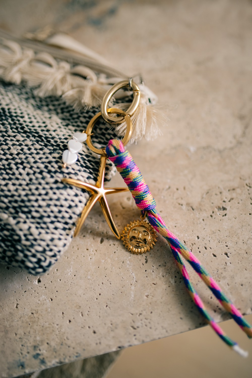 Bijou de sac été avec cordon paracorde