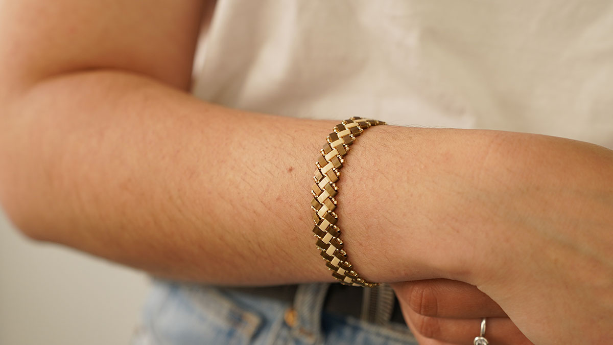 Schéma Bracelet chevrons impairs avec des perles Miyuki Half Tila