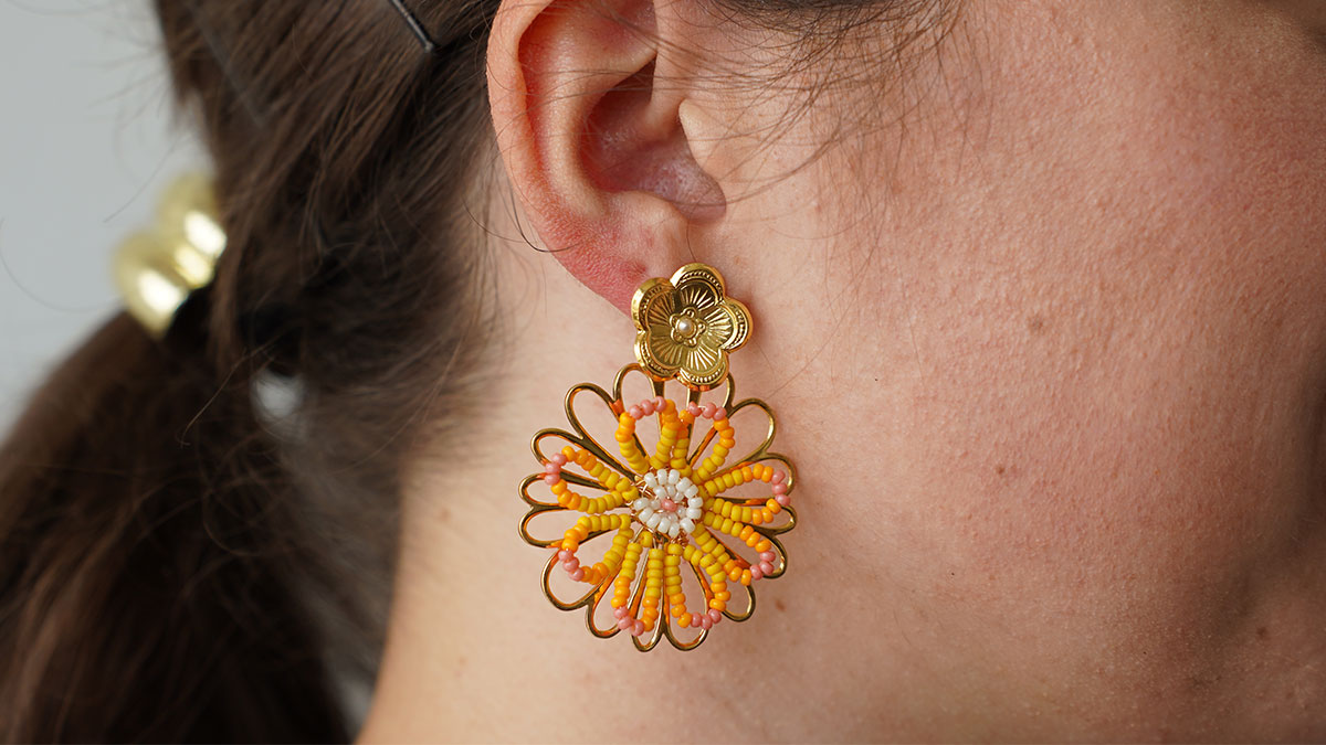 Schéma Boucles d'oreilles fleurs en perles de Rocailles Schéma Boucles d'oreilles fleurs en perles de Rocailles