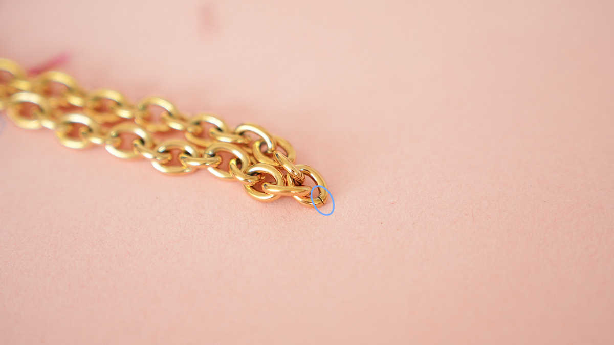 Bracelet chaîne et bandana bleu : Etape 3