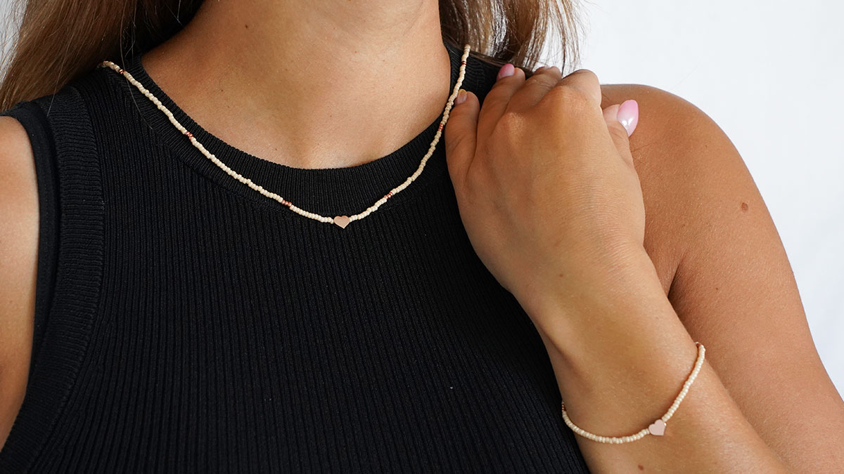 Parure de collier et bracelet rose en perles Miyuki : Etape 7 Parure de collier et bracelet rose en perles Miyuki : Etape 7