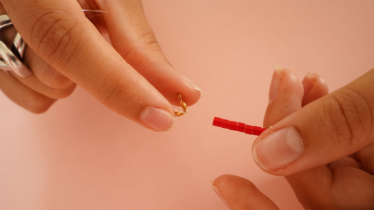 Bracelet en perle Miyuki Delica à nouer : Etape 4