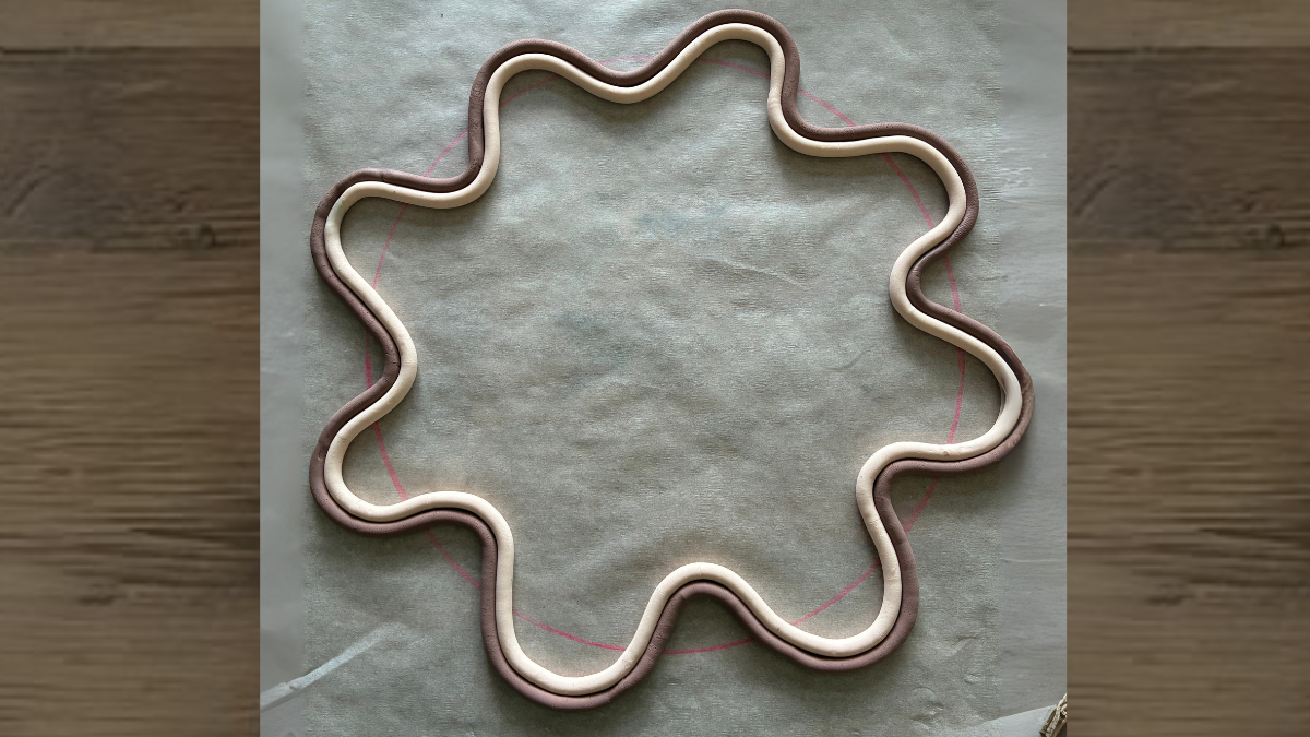 Miroir décoré en pâte polymère Cernit : Etape 3 Miroir décoré en pâte polymère Cernit : Etape 3