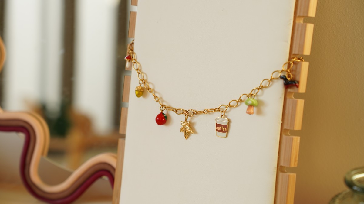 Mes bijoux DIY - Kit bijoux Collier charms Automne en Acier Inoxydable Doré Mes bijoux DIY - Kit bijoux Collier charms Automne en Acier Inoxydable Doré